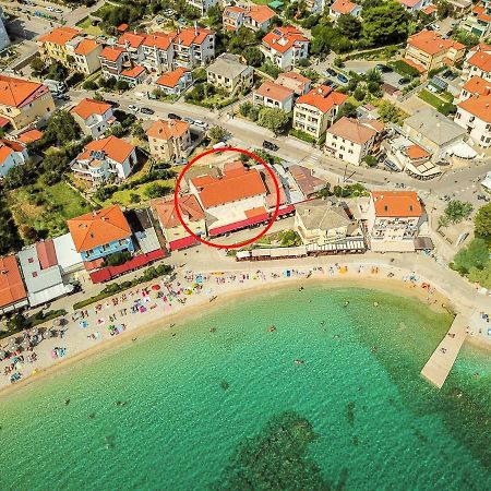 Apartment Bojan With Terrace And Sea View Baška Extérieur photo